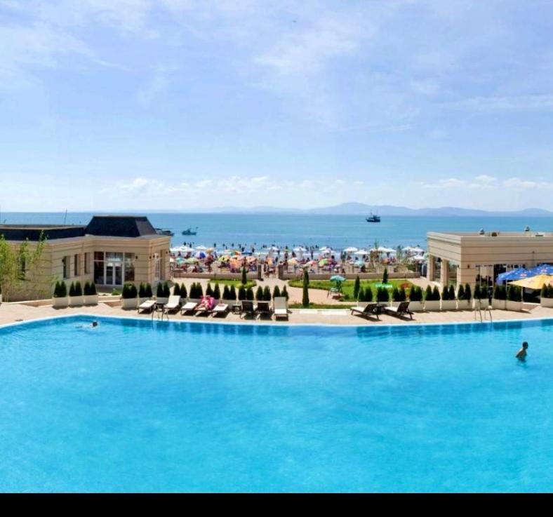 Studio Festa Pomorie Luaran gambar